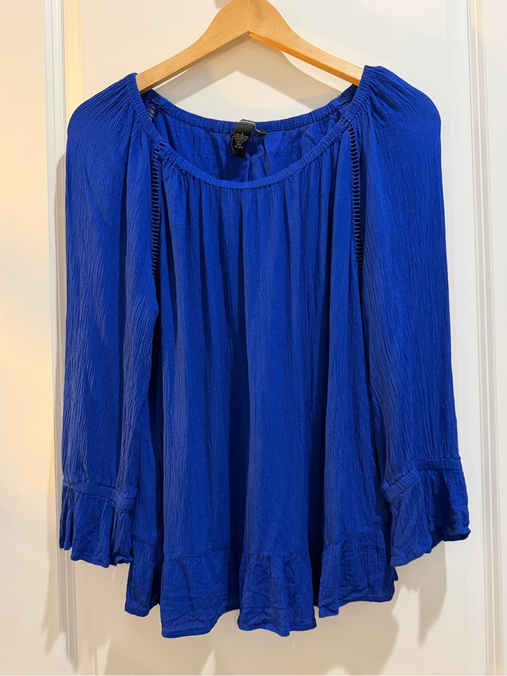 INC International Concepts Women's Large Blue Peasant Blouse 100% Rayon Ruffle